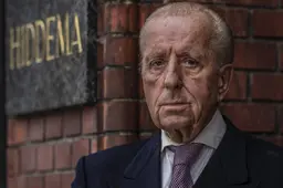 Advocaat Theo Hiddema (81) zou Taghi nooit verdedigen en fileert politiek Den Haag. ‘Een deerniswekkende collectie van onbenullen’