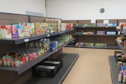 Voedselbank Leeuwarden kent uitdagingen in 2026. ‘Supermarkten worden strikter, we moeten creatiever voedsel verwerven’
