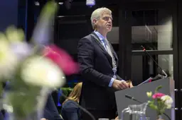 Tytsjerksteradiel heeft nieuwe burgemeester: Kanter Breuker geïnstalleerd