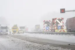 Zorgen om snelwegen in zuiden van Friesland: problemen op A32 bij Wolvega en A7 bij Joure