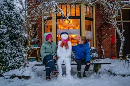 Zinloze kou voor schaatsers in januari. In kwakkelmaand meer sneeuw dan ijs