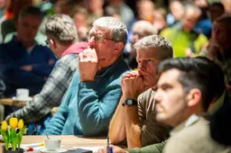 Sexbierum en buurdorpen sceptisch over ‘vaag’ Klimaatlandschap: ‘Hebben jullie ooit een mooie zonneweide gezien?’
