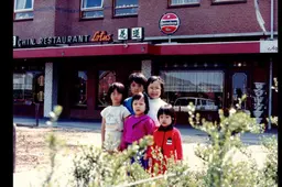 Waarom speelt Friesland zo’n belangrijke rol in de documentaire van Julie (46) over de Chinese restaurantcultuur? ‘It heart by ús’