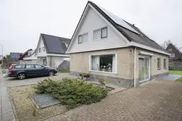 Verslaggever Nel ziet grote woningnood in gemeente Dantumadiel: ‘Yn Damwâld stie koartlyn gjin inkeld hûs te keap’