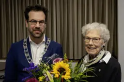 Leeuwarder Leeuwtje voor Jeanet voor betrokkenheid bij Bilgaard