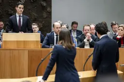 Valse start en een granaat in de polder: relatie tussen nieuw kabinet en Kamer verzuurd door AOW-plan