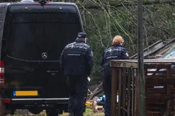 Politie vindt drugslab Hoornsterzwaag na tip, man (66) uit Heerenveen aangehouden