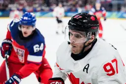 De ijshockeysterren zijn na twaalf jaar terug op de Winterspelen en die van Canada stralen meteen