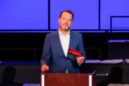 Herman van der Zandt over René Karst in De Slimste Mens: ‘Je ziet iemand die er niet meer is, maar nog helemaal meedoet’