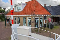 Afgeblazen Warm Heeg krijgt financieel zetje om toch door te gaan. Onderzoek naar doorstart