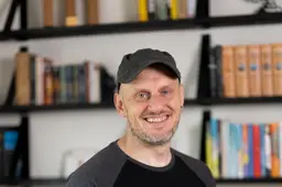 Jeugdboekenschrijver Pieter Koolwijk brengt een ontroerende ode aan zogenaamd lastige kinderen