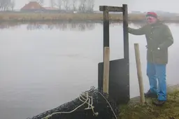 Durk Schotanus rayonhoofd Sloten. ‘De riders fûnen it moai om yn ‘t tsjuster ynienen minsken mei lampkes te sjen’