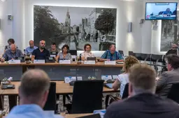 Gemeenschapsgeld voor verkiezingsreclame? Partijen eisen geld terug van Kleurrijk Fryske Marren