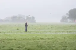 Vliegbasis Leeuwarden frustreert weidevogeldrone in groot deel Friesland. FNP slaat alarm