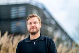Zo gaan onderzoekers met theezakjes en filters vol roest de blauwalg te lijf