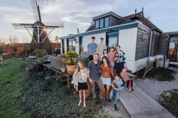 Waarom Bianca (38) en Johan (43) na een jaar weer afscheid nemen van hun oude molenaarswoning in Nijetrijne. ‘Een paradijs’