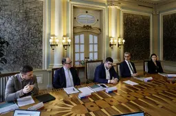 Nieuwe visie provincie: windenergie concentreren bij bedrijventerreinen, rem op zonneparken