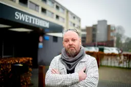 Marcel (58) en Bas (44) hekelen 'verschraling' Swettehiem in Leeuwarden. ‘Vervelend dat we nu tegenover elkaar staan’