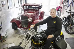Achter de garagedeuren van Benno (61) uit Leeuwarden schuilt een ‘American Dream van 50 vierkante meter’