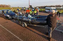 Overtreder rijdt met 195 kilometer per uur politiefuik op A32 bij Heerenveen in