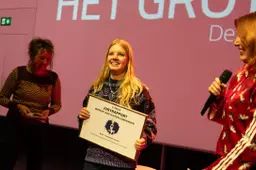 Joost Oomen wint De Inktkaap: het winnende juryrapport van Anna (16) uit Leeuwarden prijst de schoonheid van verdriet