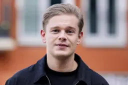 Werk- en taakstraffen voor mishandeling presentator Dennis Schouten