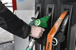 Benzineprijs stijgt tot boven de 2,50 euro per liter