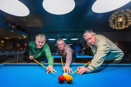 Biljartvereniging ‘t Trapke uit Bolsward heeft geen last van vergrijzing: de club zit vol