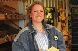 Noëlle (38) liep vast in de zorg en heeft nu haar eigen biologische winkel in Harlingen. ‘Hier kreeg ik zoveel rust van’