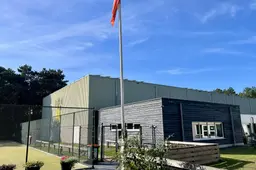 Sportcentrum en zwembad op Vlieland worden gerenoveerd, wie de rekening krijgt is nog niet bekend