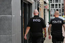 FIOD vindt vuurwapen en patronen bij inval kandidaat-raadsleden Veilig Emmen | podcast Radio Ramkraak