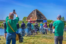 Wat moet er nu gebeuren met de houten Krúsrakbrug in Sneek? Deel jouw idee met LC