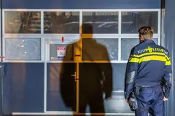 Verdachte (30) drugslab Bolsward kan stervende beppe bezoeken, zij en man (35) uit Idsegahuizum komen vrij