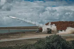 Zorgen over rakettesten vanaf Afsluitdijk, vaker proefdraaien met F-35’s in Leeuwarden en vliegroutes van straaljagers