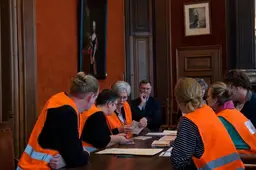 Hoe een ongeldige stempas in Harich de uitslag nog even spannend maakte