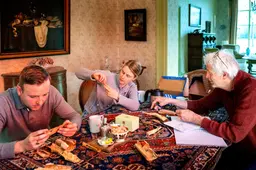 Esmée (29) en Cees-Bert (33) gaan op landgoed Klein Jagtlust wonen in Oranjewoud en vinden oorlogsschat. ‘Dit is best spannend’