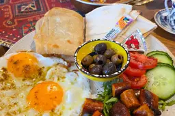 Waarom wij denken dat lunchzaak Zaytun in Delfzijl het gaat redden
