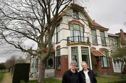 Rudolf (66) en Damaris (44) verkopen het ‘Pippi Langkous-huis‘ in Harlingen: ‘We hebben een bijzonder leven’ 