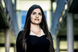 In Groningen komt Dania (24) even op adem, terwijl in Libanon de bombardementen doorgaan. ‘Mijn land herrijst altijd weer uit de as’