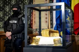 Twee van de drie gouden armbanden en helm teruggevonden na roof Drents Museum
