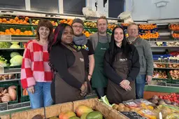 Goedkope en gezonde supermarkt MOES uit Leeuwarden maakt kans op prijs Oranje Fonds. ‘30 tot 50 procent goedkoper dan elders’