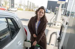 Olieprijs stijgt nog eens 8 procent nadat Trump zegt Straat van Hormuz te blokkeren, diesel naar 2,70 per liter