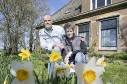 Een kwarteeuw terug brak er MKZ uit bij Henk (61) in Eanjum. ‘Kinst wol troch de grûn sakje’