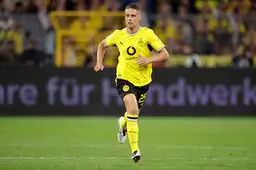 PSV neemt nog één keer afscheid van Joey Veerman