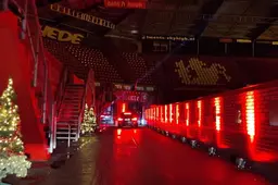 Geweldig! 'VAK P drive-through' om kerstpakket op te halen