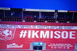 Jans en familie zijn supporters dankbaar voor spandoek in de Grolsch Veste