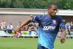 Plet scoort en krijgt rode kaart in Europa League