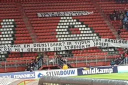 Vak P naar de rechter als burgemeester sluiting niet intrekt en geen excuses maakt