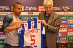FC Twente en Feyenoord strijden om back Heerenveen