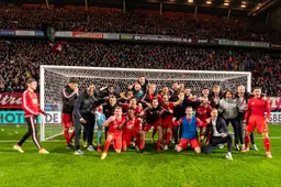 VAN BINNENUIT: Drie punten na een sfeervolle Twentse derby!